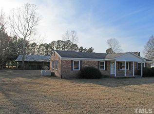 11 Lee Butler Ln, Dunn, NC 28334