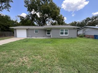 608 N Cedar St, Malakoff, TX 75148