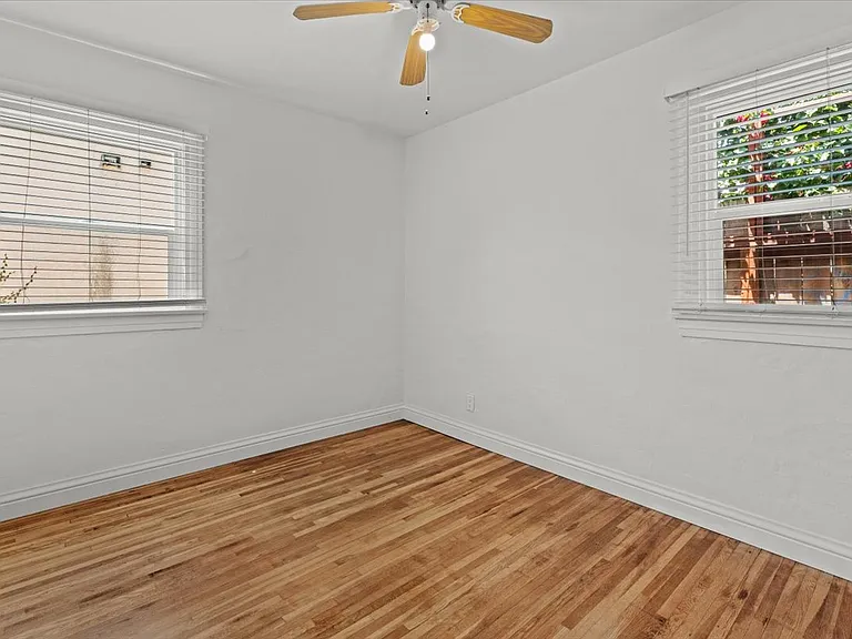 4044 Huron Ave #A — Photo 12