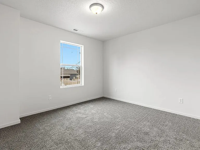 17520 E Desmet Ave — Photo 9