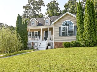 7280 Salmon Ln, Ooltewah, TN 37363