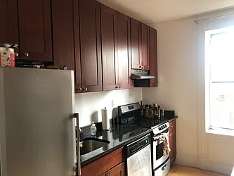 Rented by LJ Sloane Management