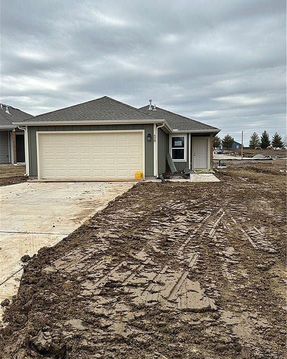 1st image of 420 Park Hill Dr