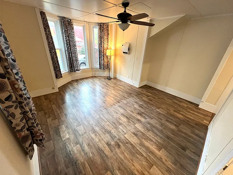 318 Miller St. — Photo 4