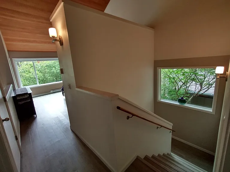 1256 SW Meadow Ln — Photo 20
