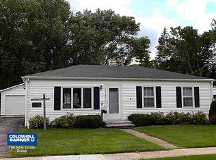 1121 Taft St, Little Chute, WI 54140