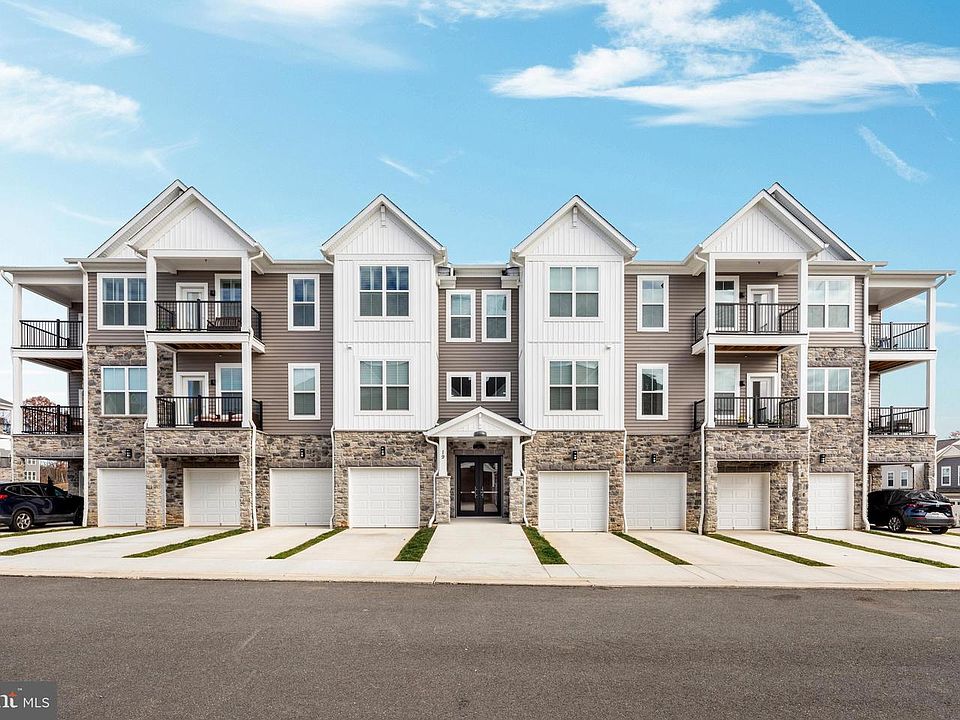 1st image of 19 Artemisia Way #301