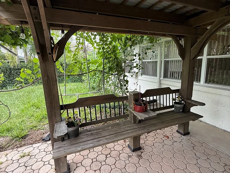 7423 Sparta Rd — Photo 26