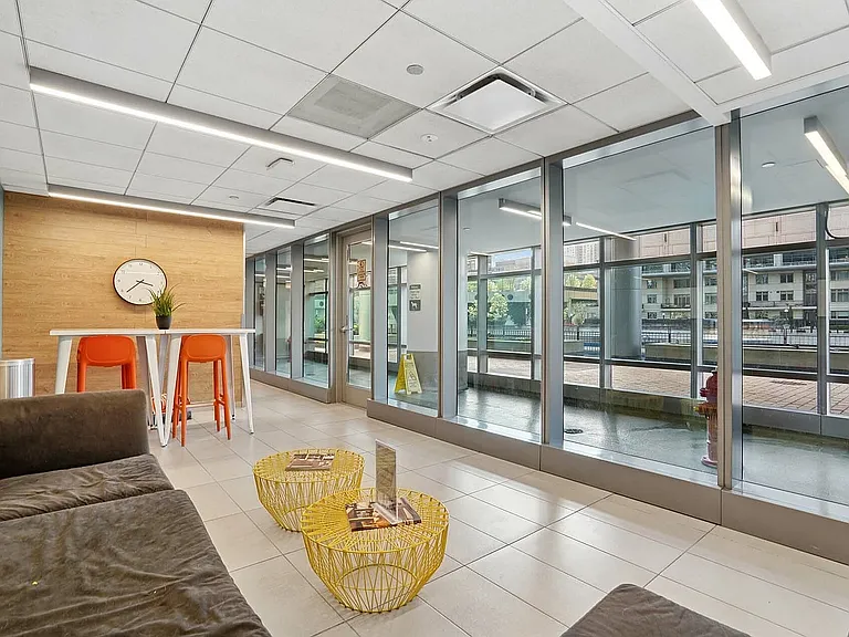 Wolf Point West Dog Spa