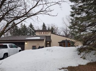 17700 Jaguar Path, Lakeville, MN 55044