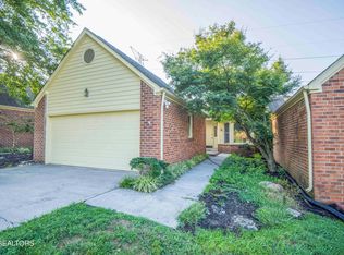 8424 Woodbend Trl, Knoxville, TN 37919
