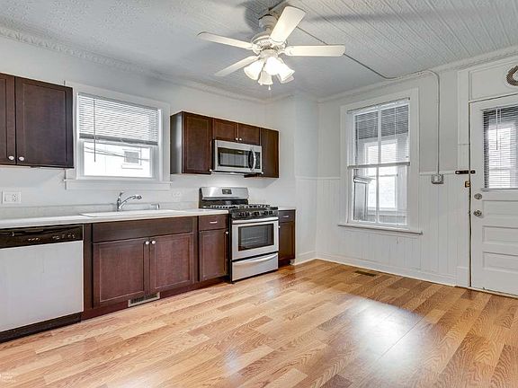 3rd image of 1713 N Honore St