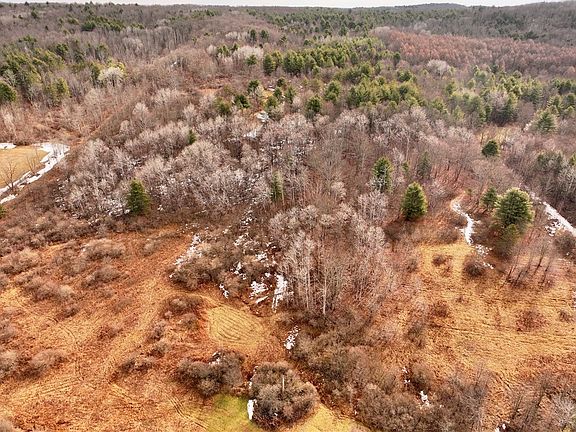 4th image of Crumtown Rd