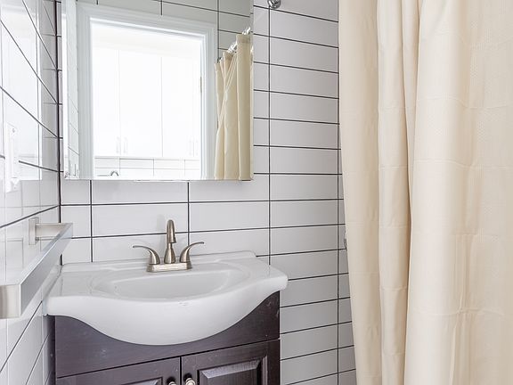 4th image of 171 Mott St #14