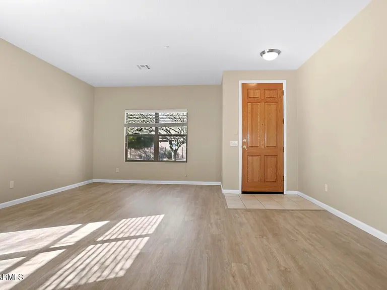 9303 E Whitewing Dr — Photo 6