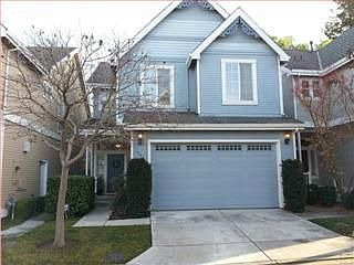 2nd image of 1806 Henning Pl