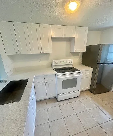 23084 Central Ave #A — Photo 6