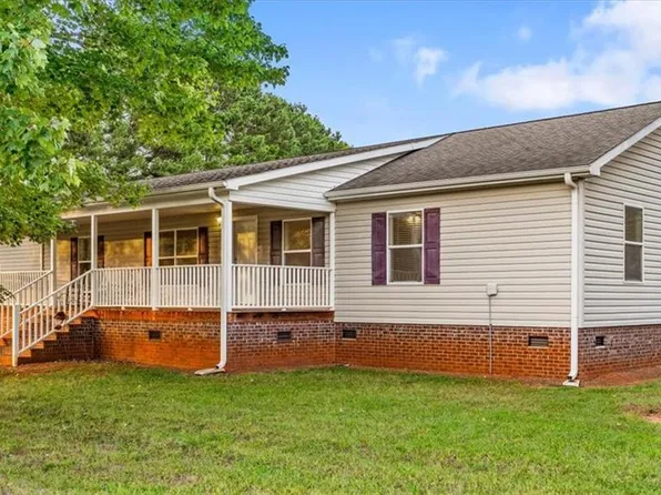 471 Guilrock Ln, Browns Summit, NC 27214