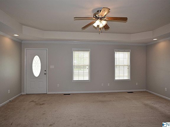 4th image of 100 Blue Water Dr
