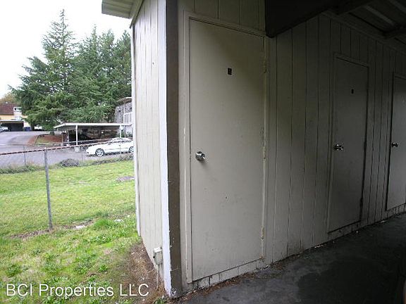 3rd image of 5012 S 58th St APT A