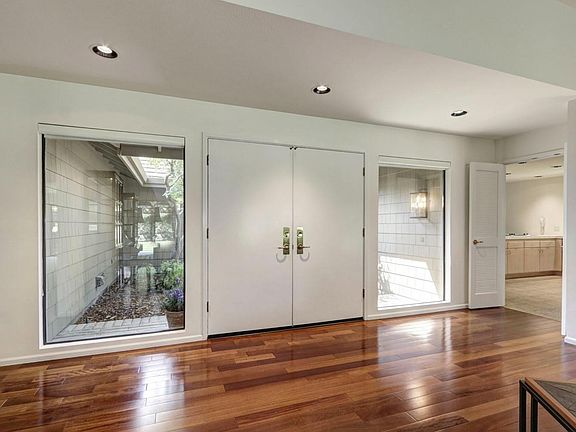 4th image of 2030 Jordan Hill Way