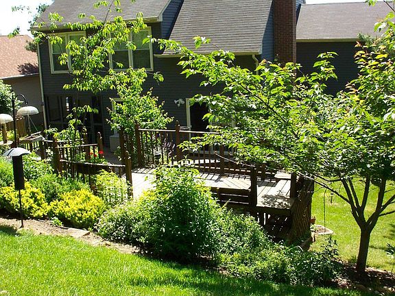 3rd image of 119 Connemara Dr