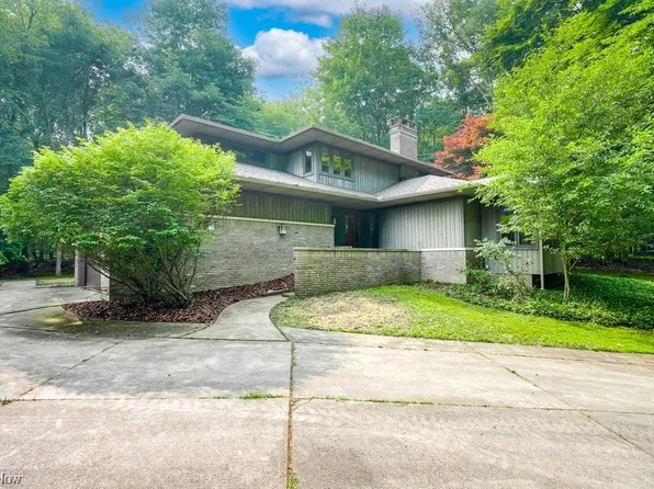 191 Majors Ln, Kent, OH 44240