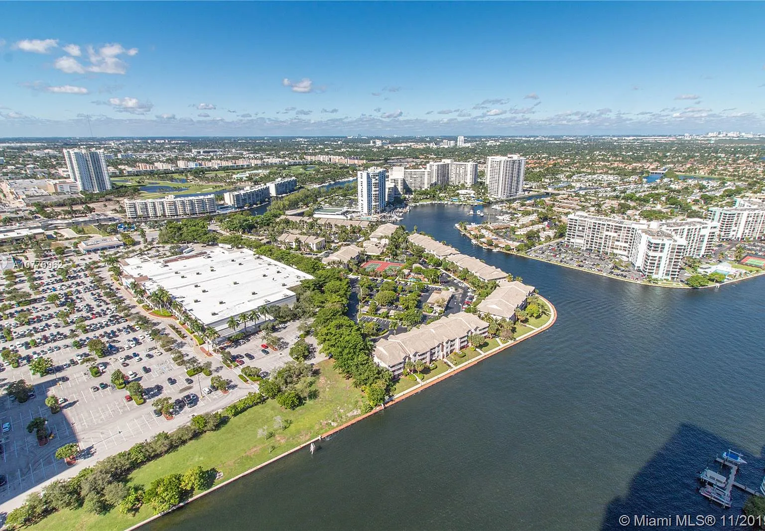 4010 South Ocean Drive 1405 - 1 — Photo 2