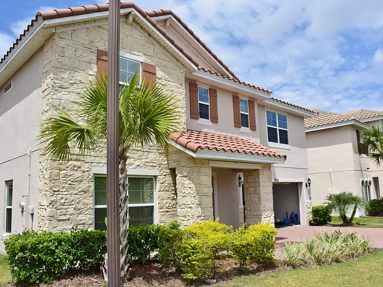 3868 Carrick Bend Dr — Photo 2