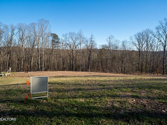 2nd image of 108 Nathan Ln