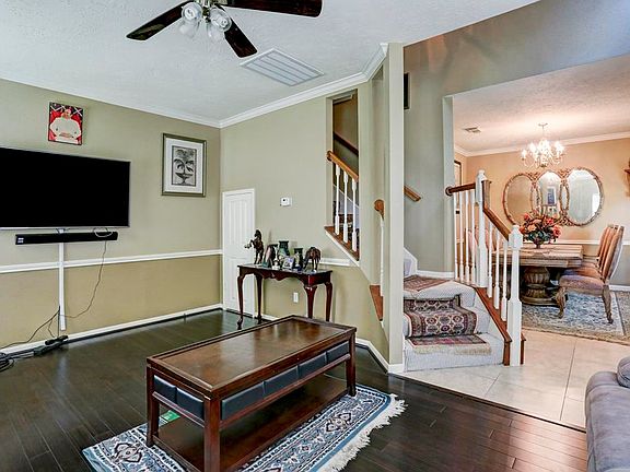 5th image of 1339 El Camino Village Dr