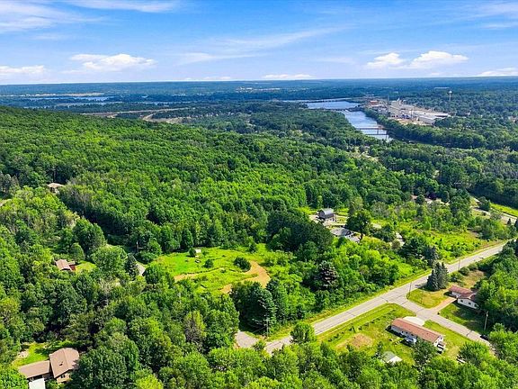 5th image of 221771 WINTERGREEN ROAD