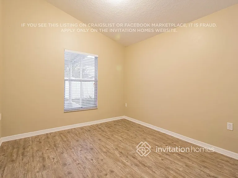 14100 Yellow Wood Cir — Photo 11