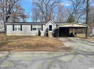 214 Scout Cabin Rd, Carterville, IL 62918