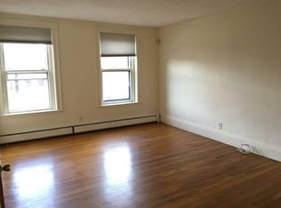 308 Newbury St #10A, Boston, MA 02115