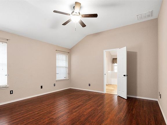 3rd image of 7851 Waxwing Cir W