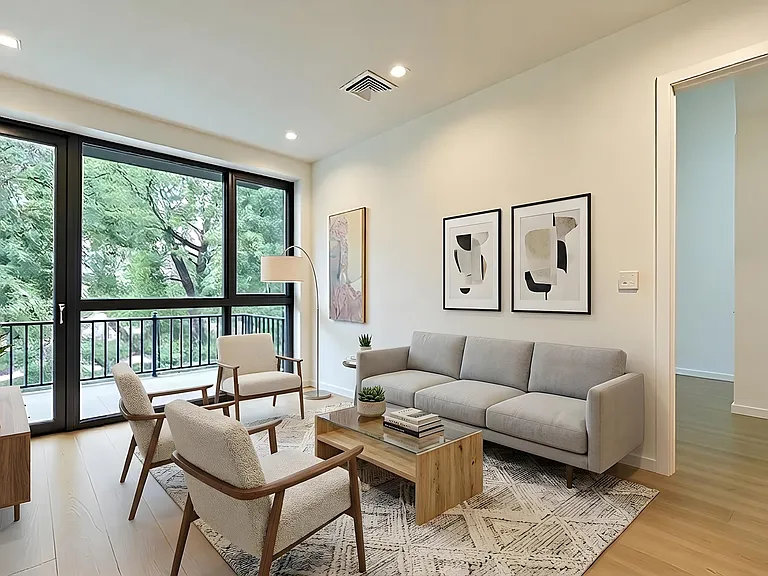 1143 Lafayette Ave #3B — Photo 1