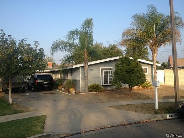 2nd image of 813 S Elliott Pl