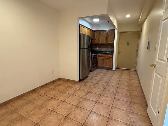 2nd image of 33-26 Union St #2C
