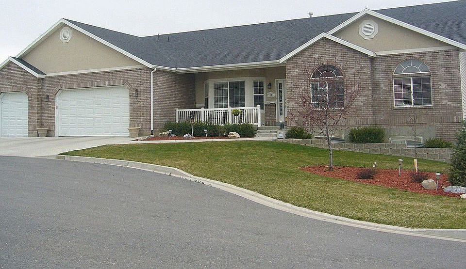Located on Culdesac