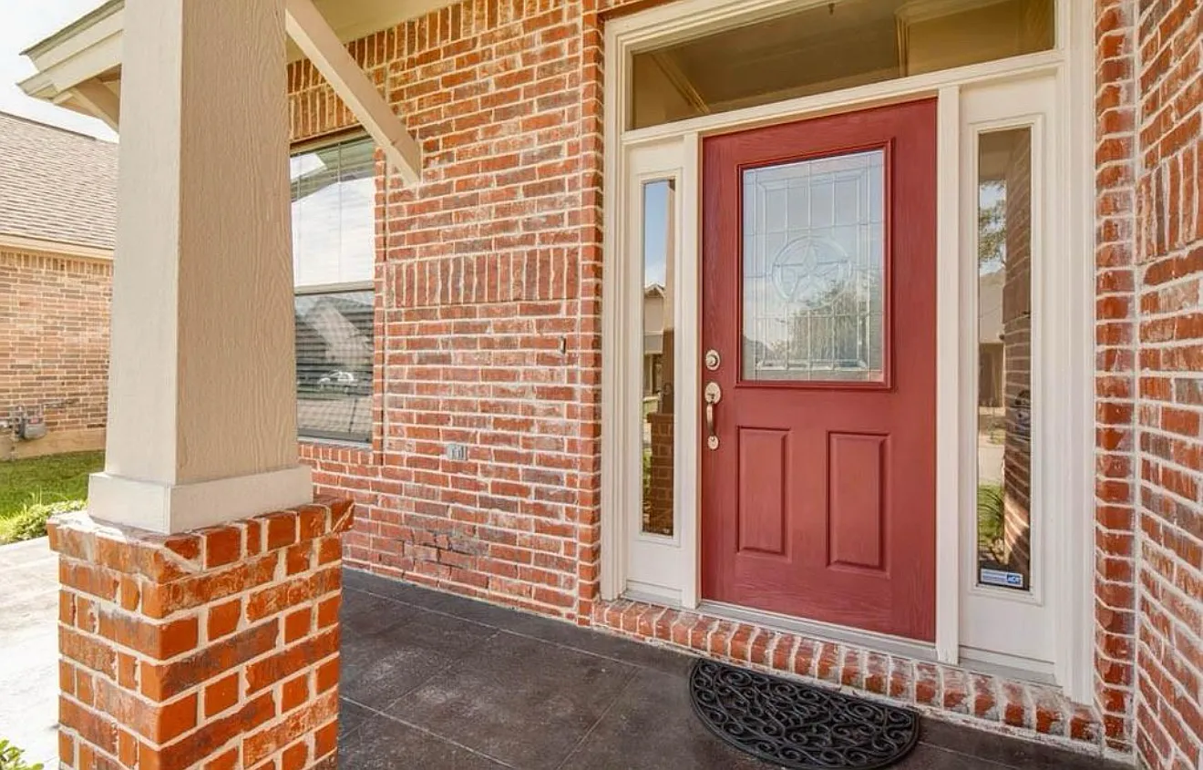 3 bed, 1796 sqft, $2,250 — Photo 3