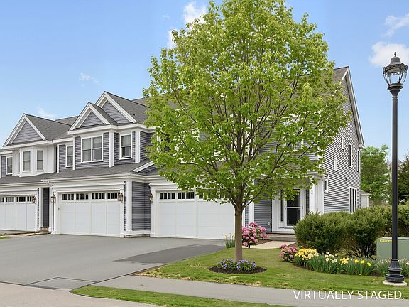 2nd image of 144 Oxbow Rd #144