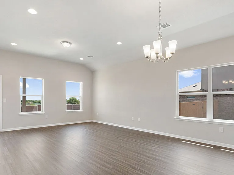 956 Dubina Ave — Photo 6