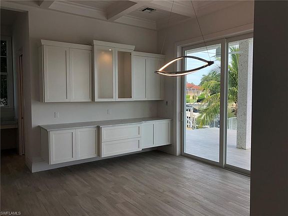 4th image of 549 Hernando Dr