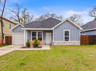 6106 Chickasaw Dr, Mabank, TX 75156