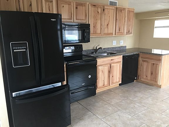 4th image of 2550 Tulane Ave