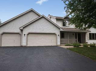 9118 Pinehurst Rd, Woodbury, MN 55125
