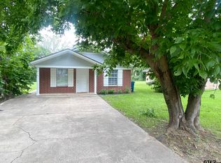 505 Red Springs Ave, Mount Pleasant, TX 75455