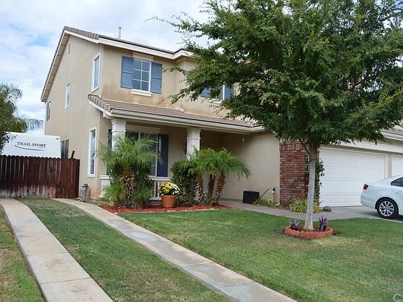 3rd image of 31628 Crimson Dr