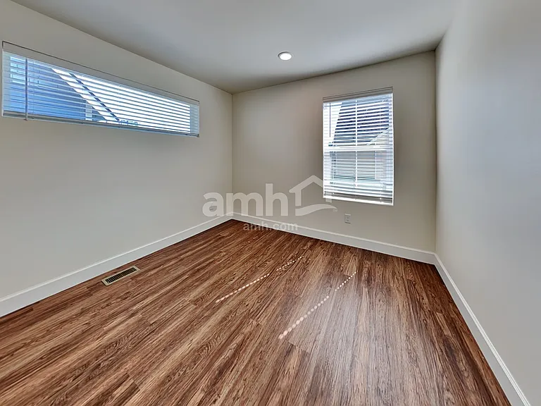 33023 Lookout Ln — Photo 16